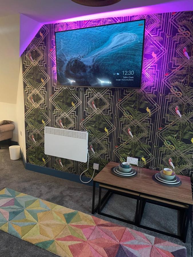 Vibrant & Modern Studio Apartment In Birmingham Luaran gambar
